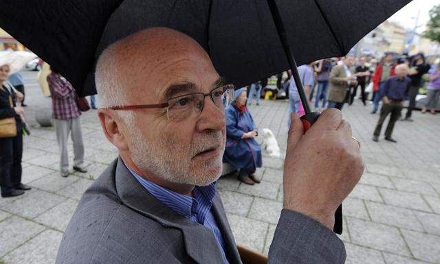 Hinter der Anti-Impfpflicht-Initiative steht Rudolf Gehring, bekannt durch die Christliche Partei Österreichs