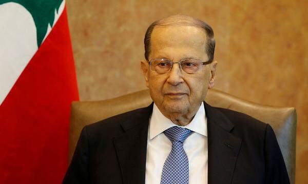 Derzeit alle Hände voll zu tun hat der maronitisch-christliche Präsident des Libanons, Michel Aoun. Nach dem Rücktritt seines umstrittenen - weil von Saudiarabien unterstützten - Ministerpräsidenten Hariri, versucht Aoun mit seinen 84 Jahren das Land zusammenzuhalten. Er wurde 2016 gewählt.