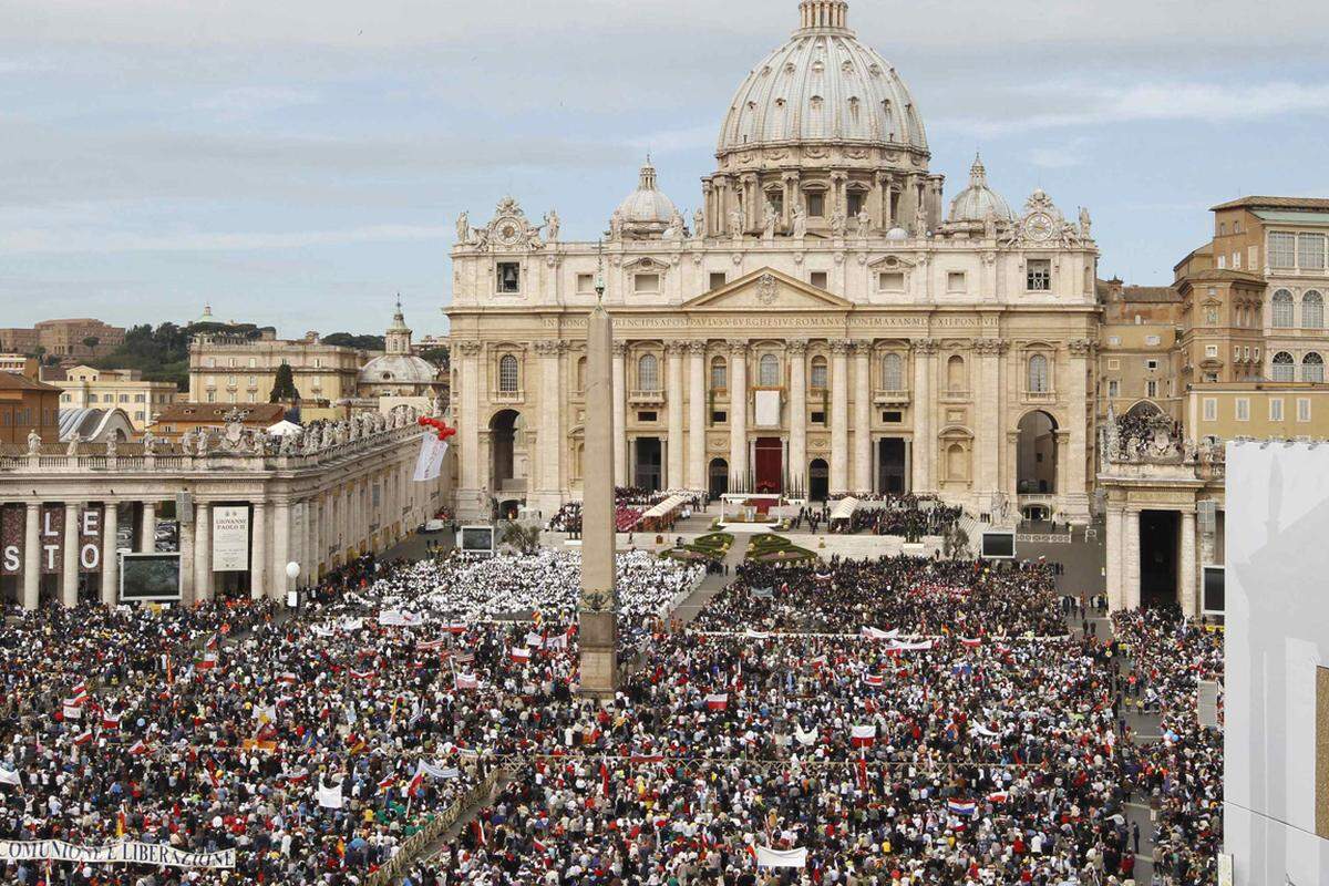 Eine Million Menschen in Rom, Hunderttausende auf dem Petersplatz: Die Seligsprechung von Papst Johannes Paul II. hat für einen Pilgeransturm gesorgt.