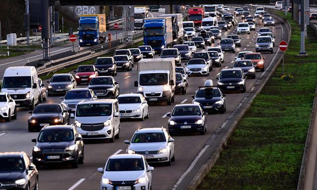 Werden diese Autos bald mit E-Fuels betrieben werden? 