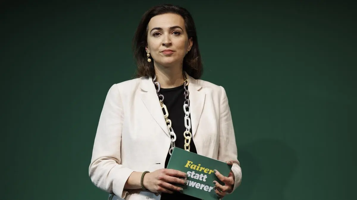 Back to square one? Greens reject draft for Federal Public ...