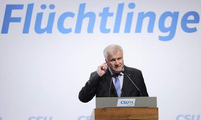 Horst SEEHOFER CSU Ministerpraesident Bayern spricht beim Fachkongress Migration und Fluechtlinge