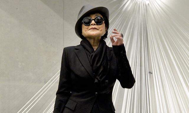 Yoko Ono 