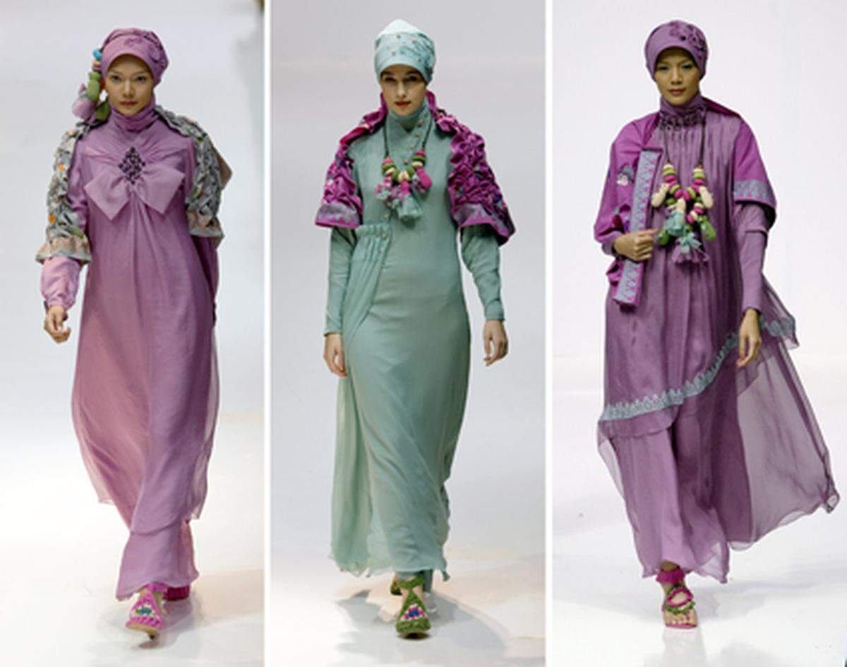 Malaysia International Fashion Week, Designer: Jenny Tjahyawati