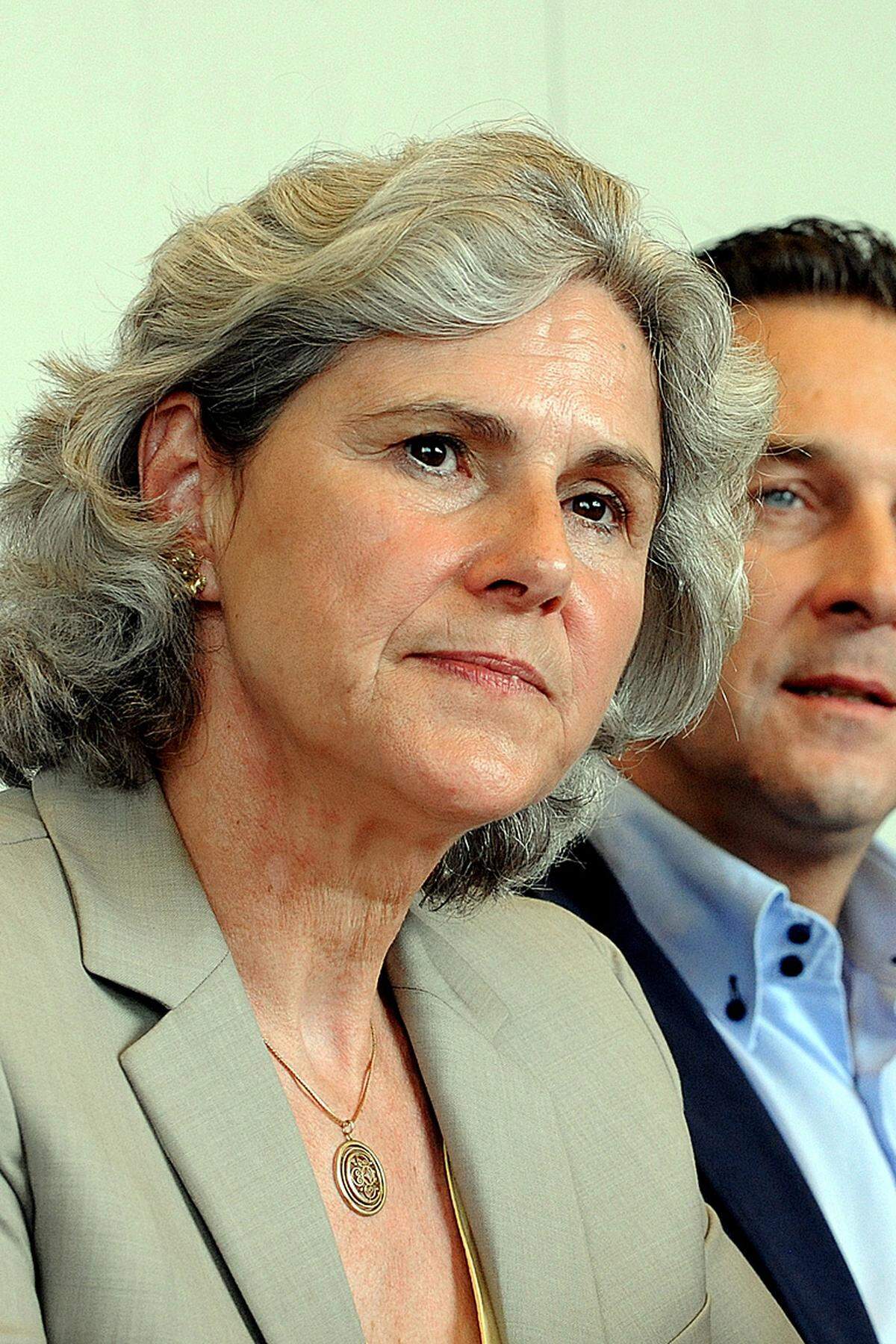 Barbara Rosenkranz Die neue niederösterreichische Abgeordnete ist eine alte Bekannte: Die 55-Jährige war schon im Parlament, ehe sie Parteichefin in Niederösterreich wurde. Nach dem schwachen Abschneiden bei der Landtagswahl hat sie jetzt die Chance auf einen Neustart.