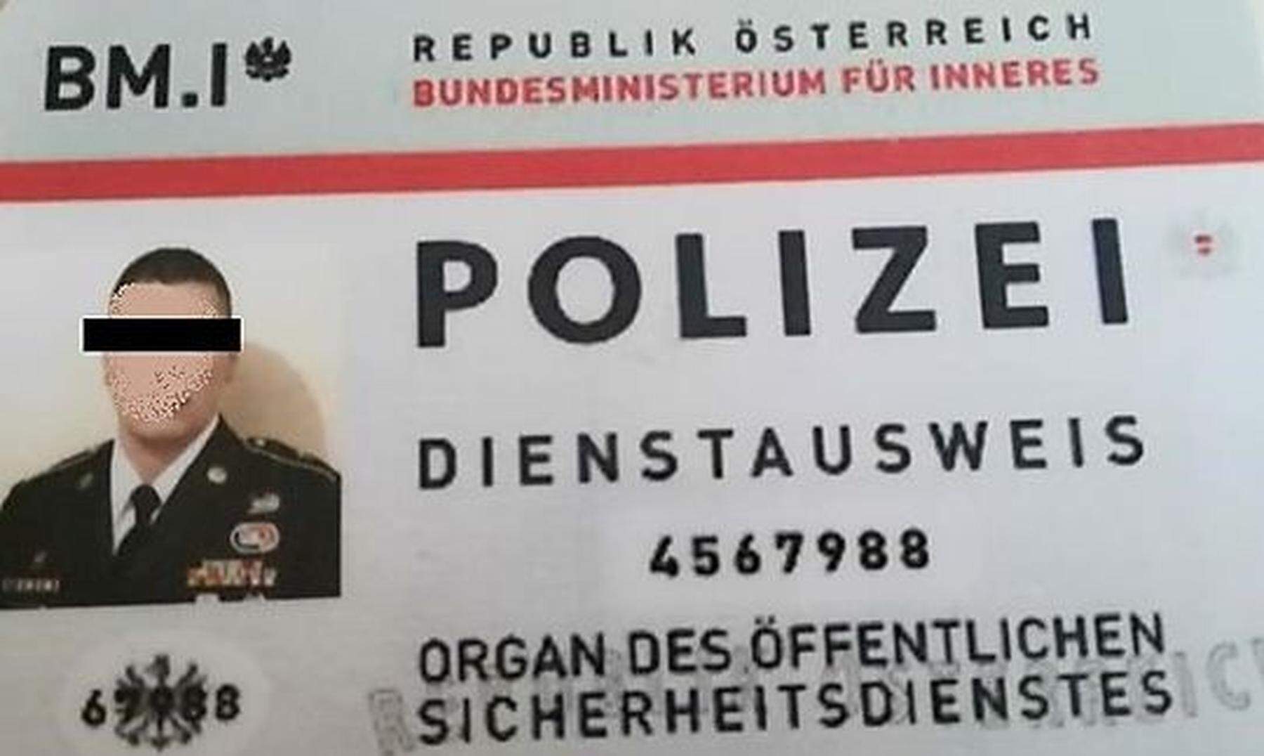 Drogenkäufer hatte gefälschten Polizeiausweis