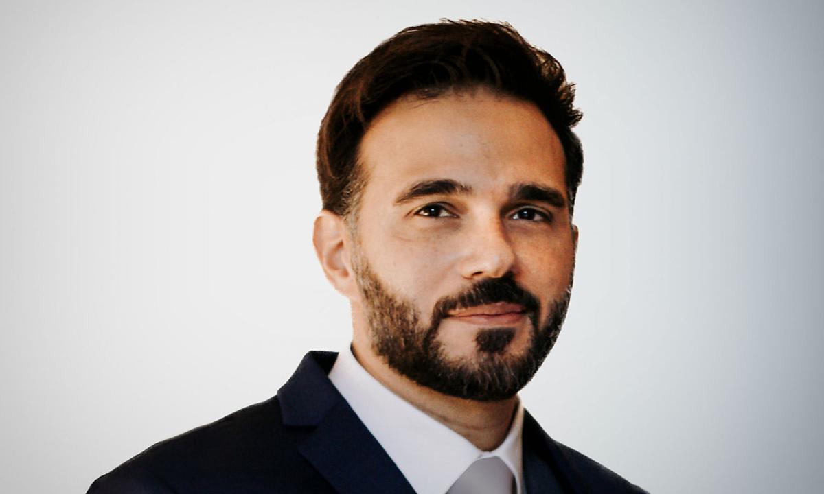 Platz 1 in der Kategorie "Dienstleistung, Gewerbe, Handel" errang Amir Hamid mit GUTWERK - Wir machen Mode wieder gut. Gutwerk e.U. ist ein Netzwerk aus kleinen österreichischen Schneiderbetrieben, die on-demand selbst entwickelte und online vertriebene Taschen und Rucksäcke aus nachhaltigen Materialien fair produzieren und innerhalb weniger Tage direkt an den Kunden versenden.