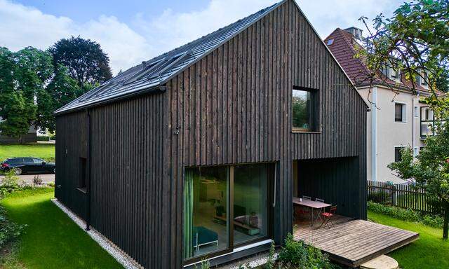 Holzbau-Handwerk, Nachhaltigkeit und Architektur als Einheit: prämiertes Haus B16 in der Steiermark.