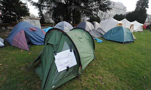 70 Asylwerber verbrachten Nacht in "Protestcamp"