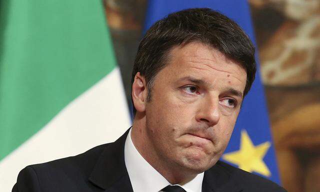 Italian Prime Minister Renzi speaks during a news conference at Palazzo Chigi in Rome