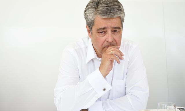 FEEI-Obmann Wolfgang Hesoun will durch Einmalzahlungen geringere Lohnabschlüsse erzielen und damit gleichzeitig die Kaufkraft der Arbeitnehmer nicht schwächen.