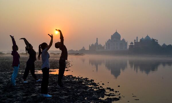 TOPSHOT-INDIA-LIFESTYLE-HEALTH-TAJ MAHAL
