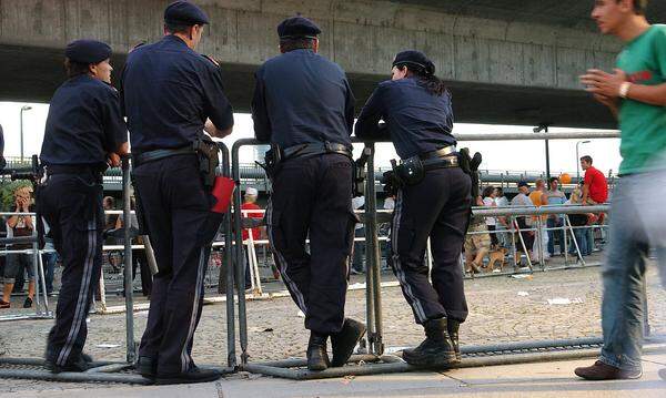 Rund 500 Securitymitarbeiter sind im Einsatz. Dazu kommen rund 1500 Einsatzkräfte von Blaulichtorganisationen.