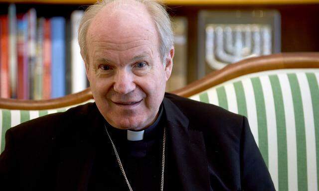 Kardinal Christoph Schönborn hat sich für die Ausweisung von Migranten ausgesprochen