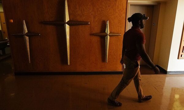 US-VOTERS-GO-TO-THE-POLLS-IN-KANSAS-PRIMARY-ELECTION