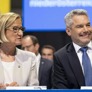 Dass Karl Nehammer Sebastian Kurz als Kanzler nachgefolgt ist, hat er federführend Johanna Mikl-Leitner zu verdanken.