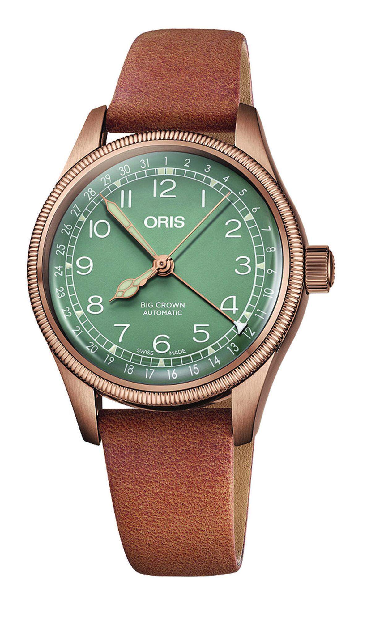 Das Bronzezeitalter der Uhrenindustrie wurde 2011 von Panerai eingeläutet und ist heute aktueller denn je, wie die neuen Modelle beweisen. Oris, „Big Crown Pointer Date“. Erstmals seit der Wiederauflage gibt es die Uhr in einem 36-mm-Bronzegehäuse.