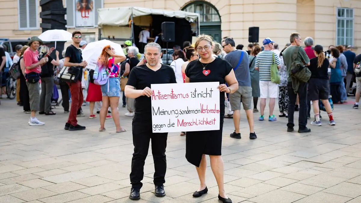 Der-Syrer-der-in-Wien-gegen-Antisemitismus-k-mpft-premium-