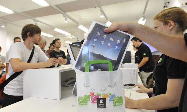 Vorwurf der Grünen: Apple "sackt" in Österreich unzulässig Steuersummen ein.