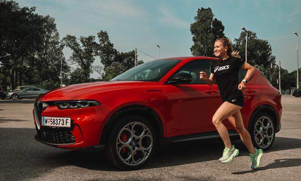 Julia Mayer ist Langstreckenläuferin und Brand Ambassador von Alfa Romeo.