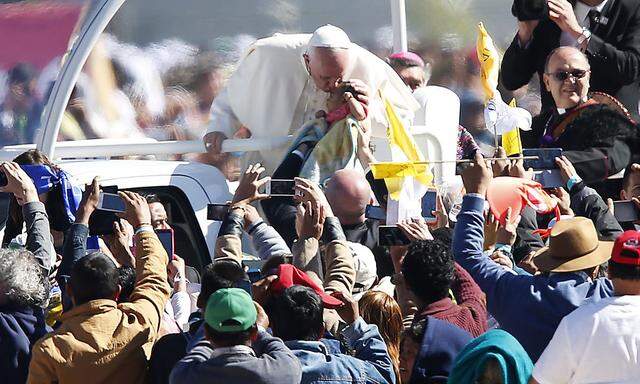 Der Papst sprach vor 100.00 Menschen in der mexikanischen Region Chiapas.