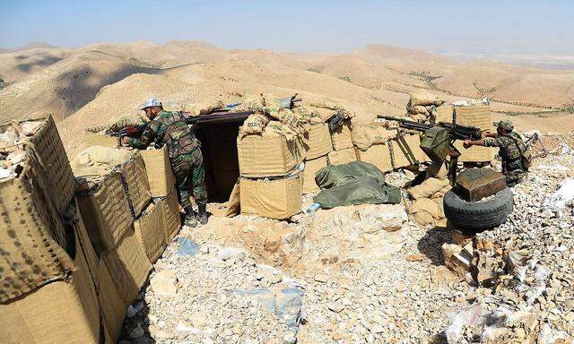 Soldaten in Syrien im Kampf gegen die al-Nusra-Front, die als al-Qaida-Ableger gilt