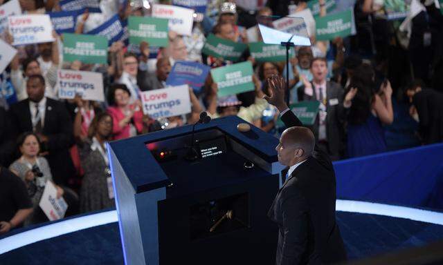 US-VOTE-DEMOCRATS-CONVENTION