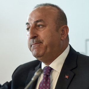 Der türkische Außenminister, Çavuşoğlu, trifft heute seinen deutschen Amtskollegen, Sigmar Gabriel.