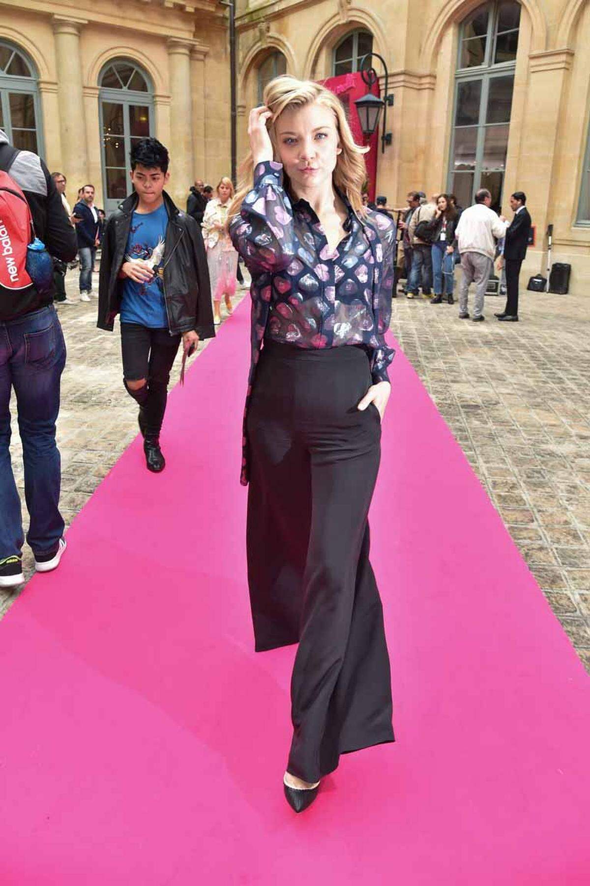 Natalie Dormer interessierte die Mode von Schiaparelli.
