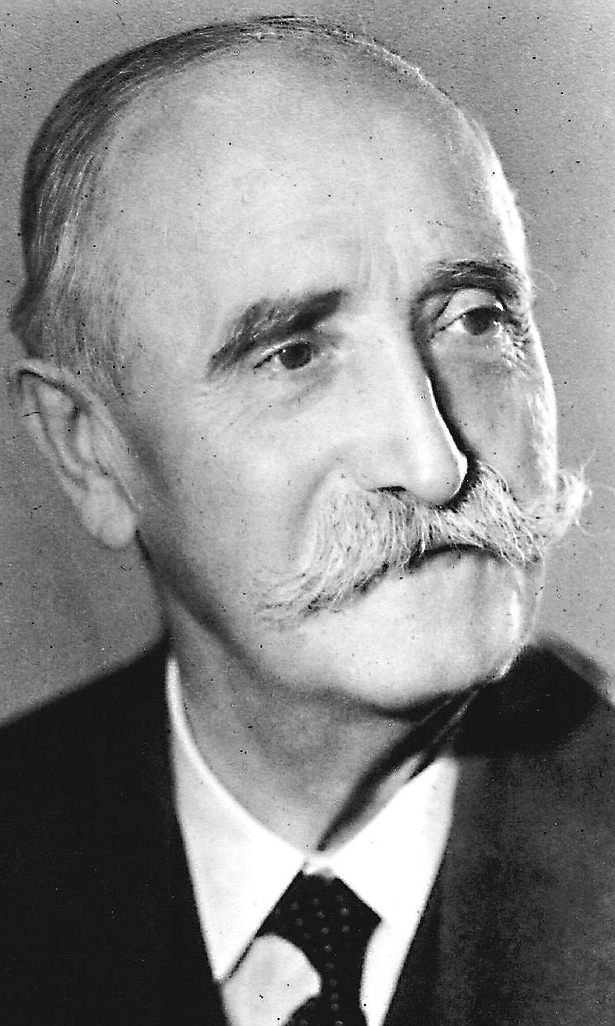 1945 wurde Leopold Kunschak zum ersten ÖVP-Parteiobmann der 2. Republik ernannt. Er blieb jedoch nur knapp fünf Monate im Amt.   Kunschak war von 1945 bis 1953 Präsident des Nationalrates.