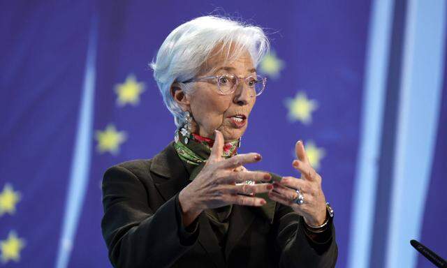 EZB-Praesidentin Christine Lagarde bei der Pressekonferenz der Europaeischen Zentralbank in der EZB in Frankfurt. Erneut h