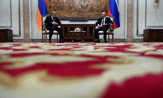 Treffen zwischen Nikol Paschinjan und Wladimir Putin im Jahr 2022.