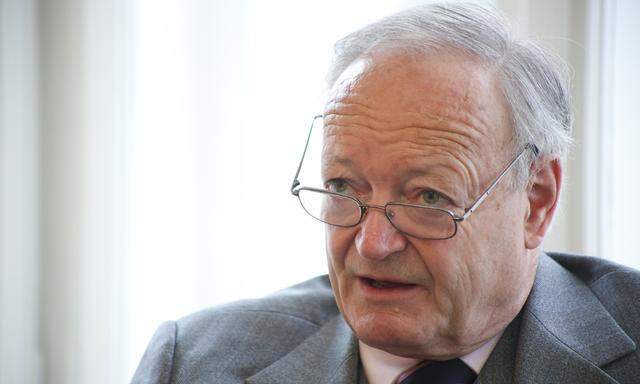 Nach der Absage von Erwin Pröll soll Andreas Khol die Präsidentschaftswahl für die ÖVP gewinnen
