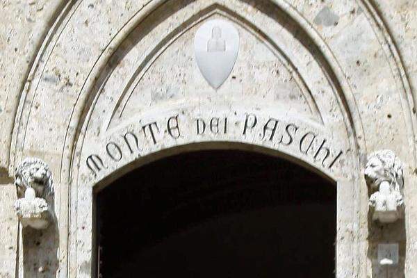 Die Bank Monte dei Paschi di Siena hat viele Kriege und gesellschaftliche Umbrüche überstanden, ob sie die aktuelle Krise übersteht, ist aber fraglich. 1472 als Leihanstalt für die Schafweiden der toskanischen Region gegründet, ist sie die älteste noch existierende Bank der Welt. Bereits im 2009 erhielt sie eine Finanzspritze. Ob sie erneut Staatshilfen erhält, ist derzeit noch unklar. Mehr zur Geschichte des Instituts lesen Sie hier .