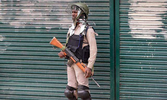 Indischer Soldat in Kaschmir