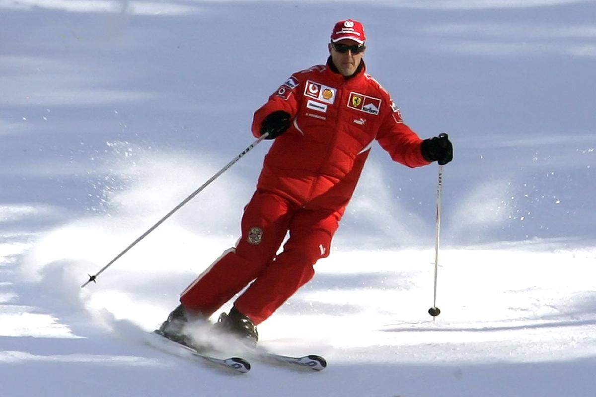 Der siebenfache Formel-1-Weltmeister Michael Schumacher schlug bei einem Sturz auf einer nicht markierten Piste in Meribel (Frankreich) mit dem Kopf auf einem Felsen auf. Der Deutsche erlitt Hirnverletzungen und lag mehrere Monate im künstlichen Koma. Seit September 2014 wird die Reha zu Hause fort. Details zu seinem Zustand sind nach wie vor nicht bekannt.