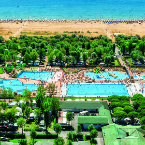 Groß, größer, am größten: Der Campingplatz Marina di Venezia an der Adria ist wie eine eigene kleine Stadt.