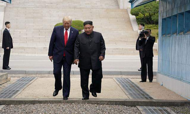 Bringen dieses historische Treffen den Prozess der Atomabrüstung in Nordkorea tatsächlich weiter? Dazu bräuchte es konkrete Maßnahmen Pjöngjangs, etwa beim Abbau von Atomanlagen.