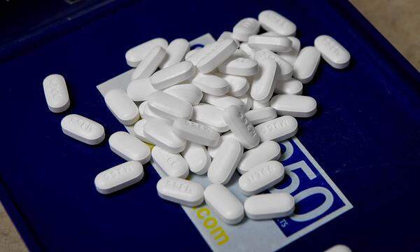 Archivbild: Tabletten auf Opioid-Basis in einer Apotheke in Portsmouth, Ohio.