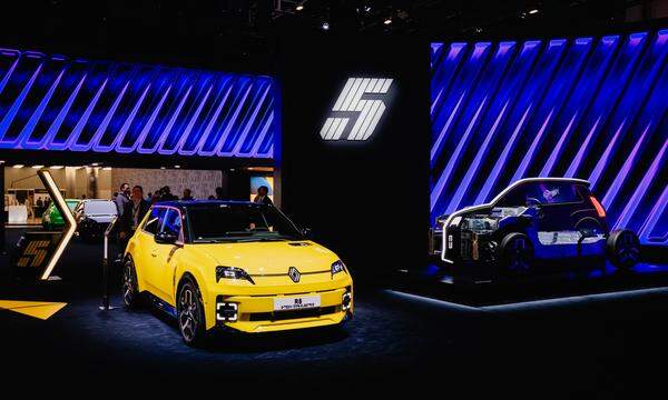 „Völlig modern, aber ikonisch“: Der mit Liebe zum Original gestaltete Renault 5 E-Tech kommt Ende des Jahres auf den Markt. 