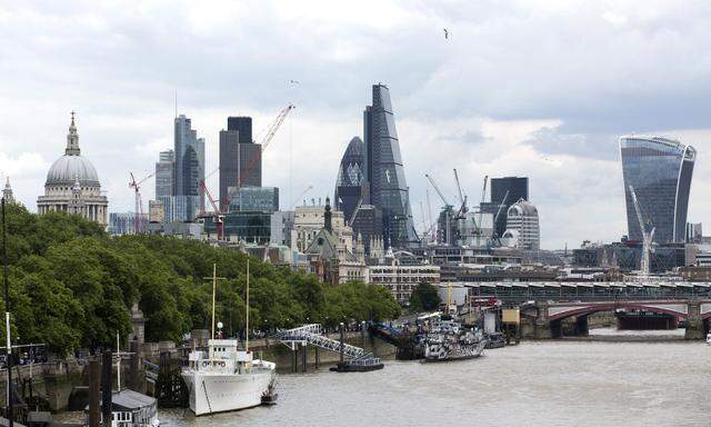 City Skylines As London Finance Jobs Surge