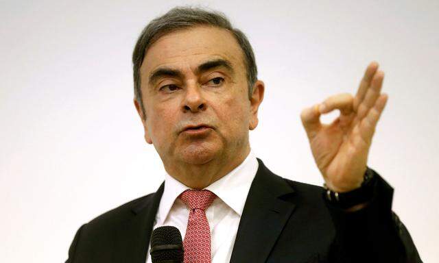 Former Nissan chairman Carlos Ghosn gestures during a news conference at the Lebanese Press Syndicate in Beirut
