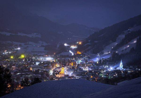 Auch der 2. Platz ist eine Skifahrdestination: die Weltcupstadt Schladming in der Steiermark.