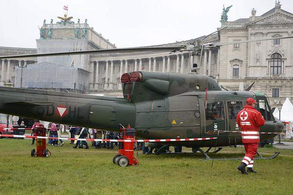 Weitere Bilder vom Heldenplatz