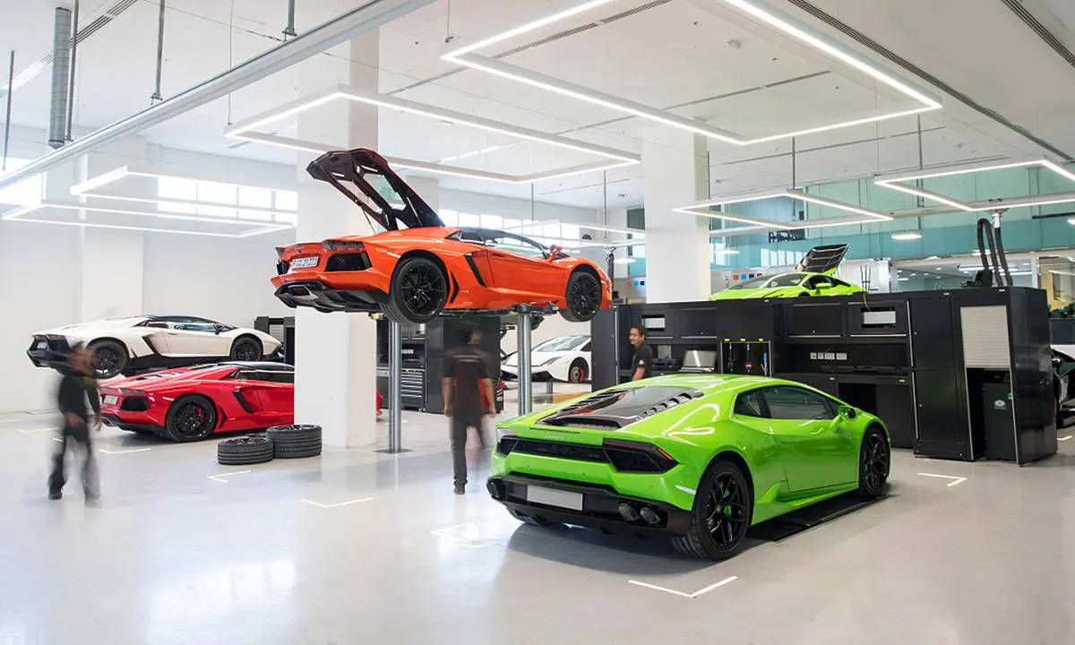 Neu eröffnet: Der größte Lamborghini-Showroom der Welt – DiePresse.com