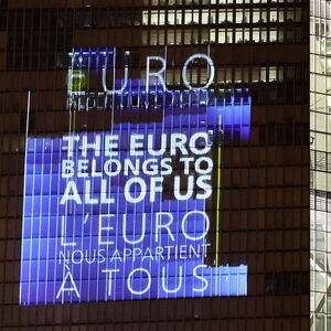 Fassade der Europäischen Zentralbank in Frankfurt. 