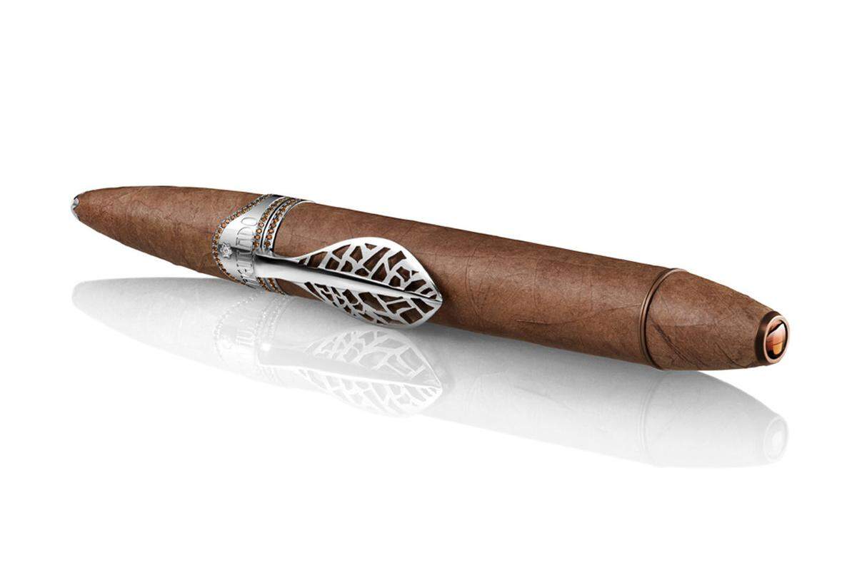 Sonderanfertigungen für diesen Zigarrenfüller beginnen bei rund 200.000 Euro, es wird tatsächlich aus Tabakblättern gefertigt.