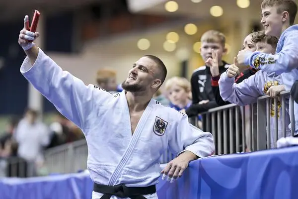 Aaron Fara: Ein österreichischer Judoka drängt auf die große Wrestling ...