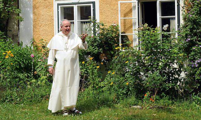 Österreichs Bischöfe: Protzen oder knausern?