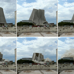 Deutschland räumt mit seiner Atomenergie auf. Im Bild der Abriss des AKW Muelheim-Kaerlich